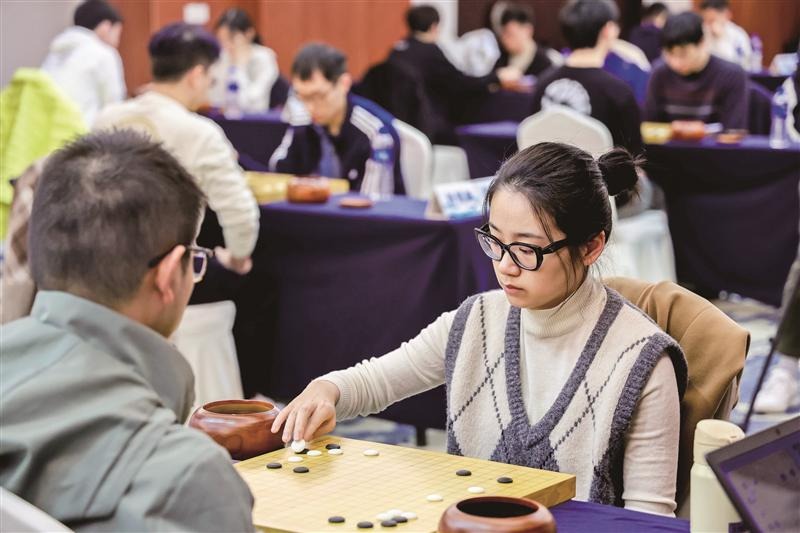 The 17th China Weiqi Chess Championship returned in Tin.