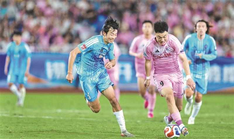 焦点战，无锡队憾平盐城队 暂列积分榜首位，已锁定淘汰赛八强席位